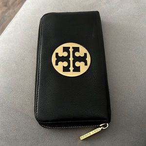 Tory Burch Large Zip Wallet